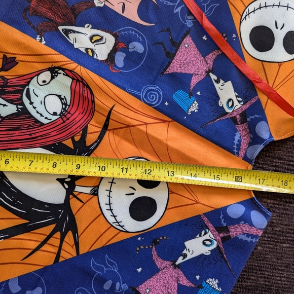 Nwot Disney the nightmare before Christmas 36"  tree skirt - Picture 4 of 4